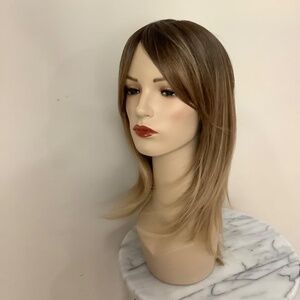 NEW Natural Style Light Wig, one size fits most
